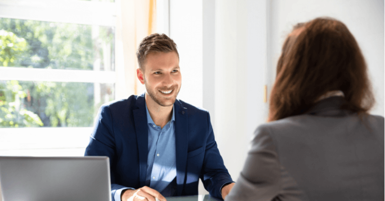 how-to-become-a-recruitment-consultant